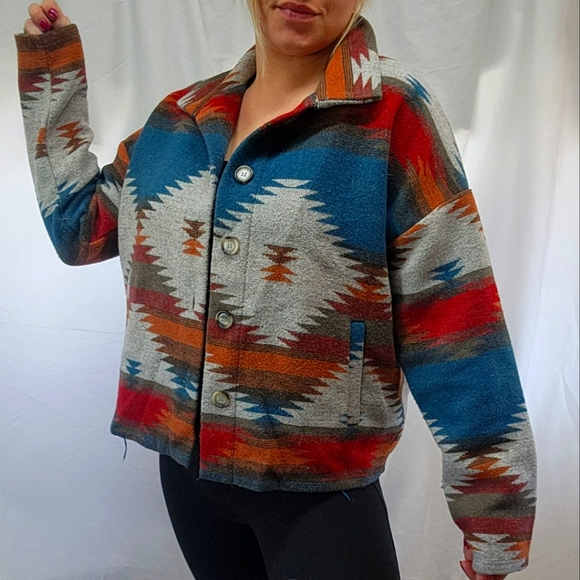 Aztec Print Pattern Loose Shacket - Picture 2 of 7